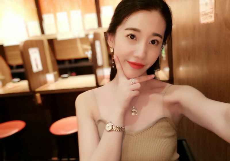 杨文嘉的第一张照片--香港父母相亲团