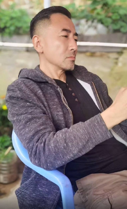 张凯的第二张照片--香港父母相亲团