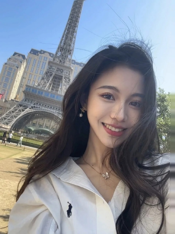 Anna的第一张照片--香港父母相亲团